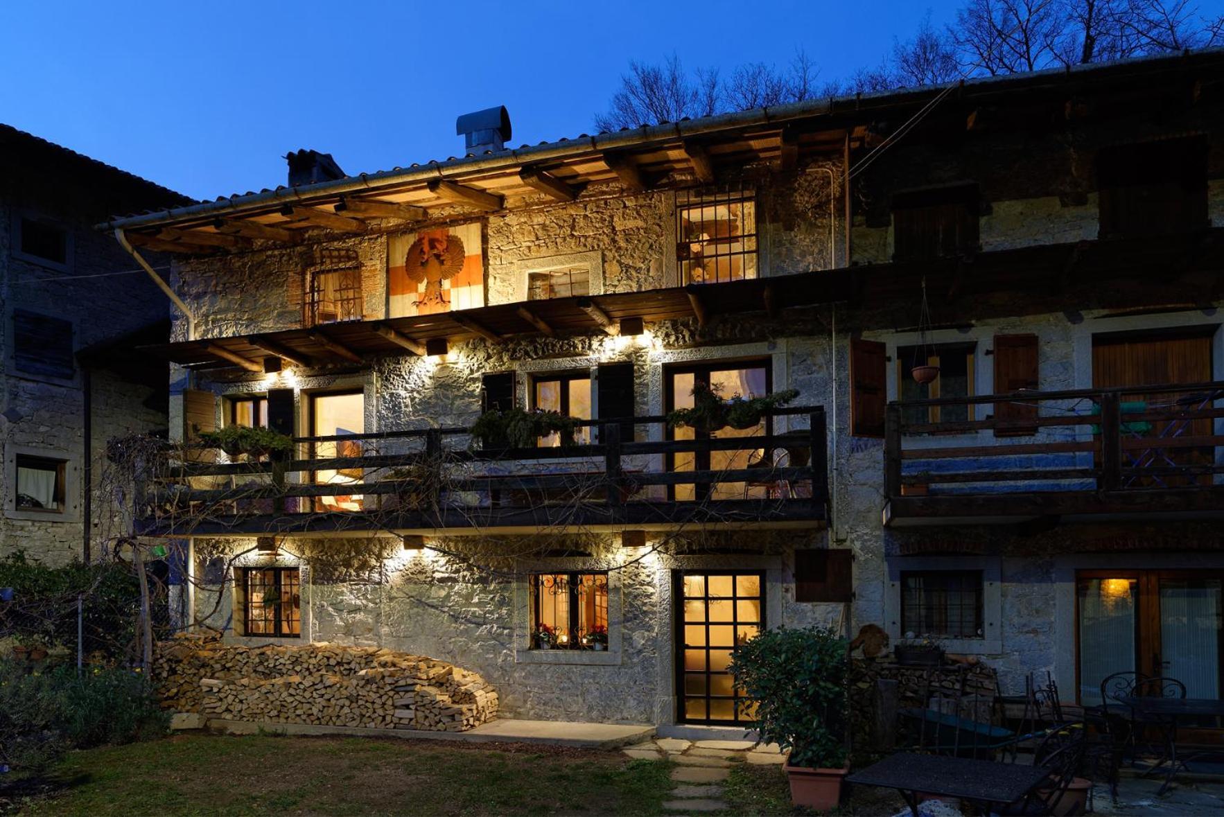 Torre Del Grifone Nel Medioevo Di Cividale Del Friuli Villa Faedis Екстериор снимка