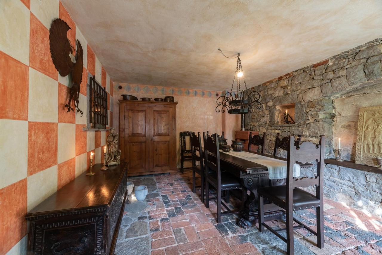 Torre Del Grifone Nel Medioevo Di Cividale Del Friuli Villa Faedis Екстериор снимка