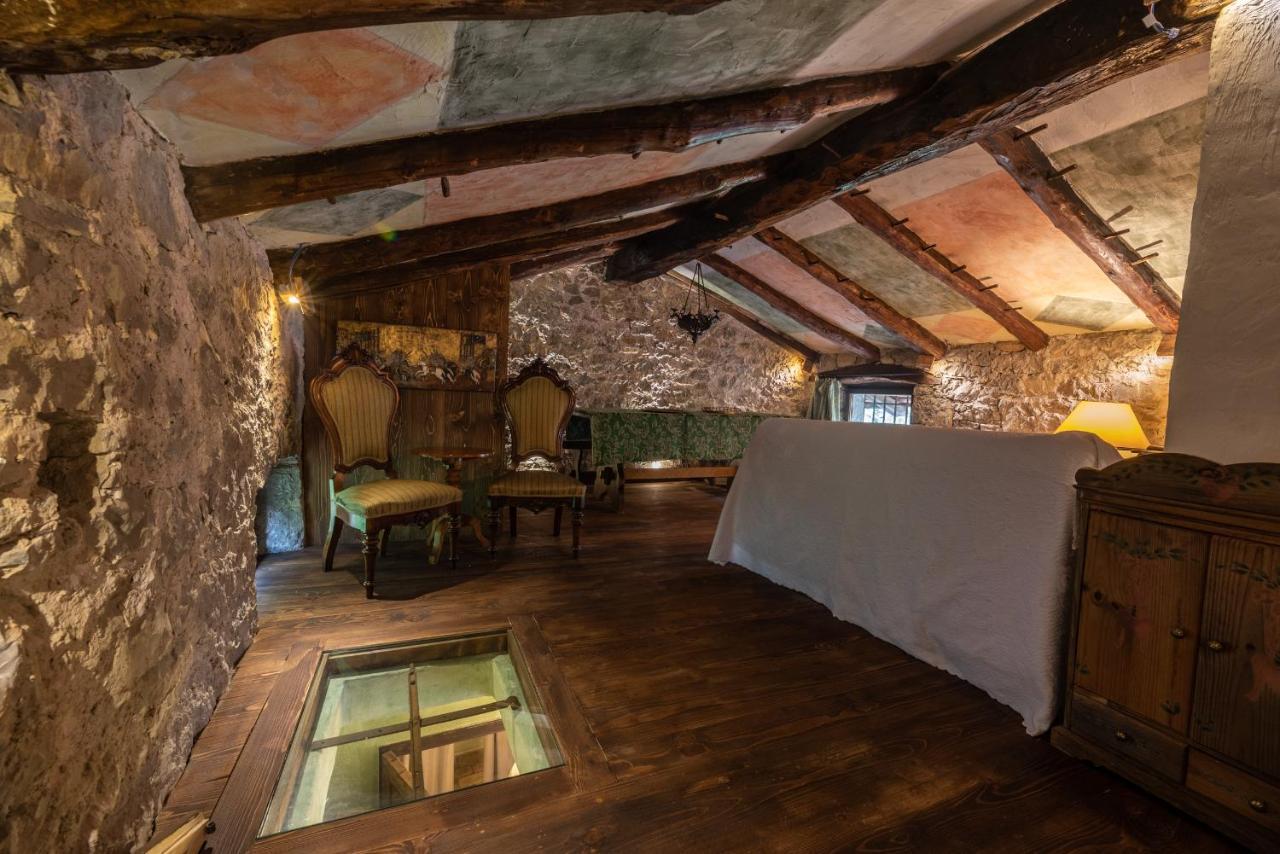 Torre Del Grifone Nel Medioevo Di Cividale Del Friuli Villa Faedis Екстериор снимка